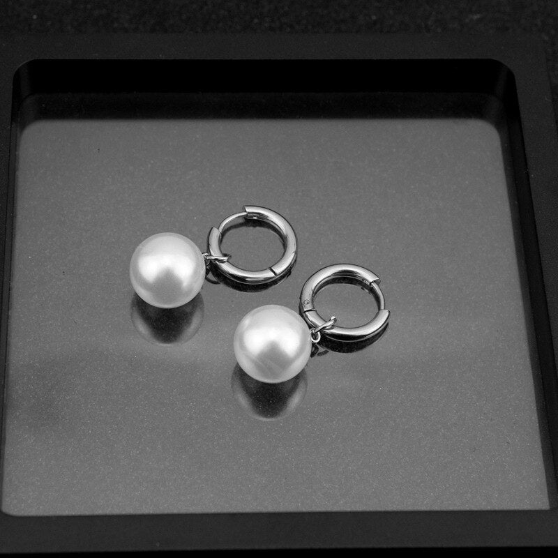 Pearl Stud Earring